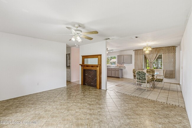 Photo - 1265 Ethel Cir NE