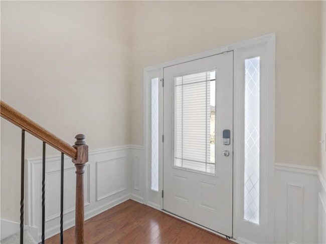 Photo - 2325 Braelin Loop