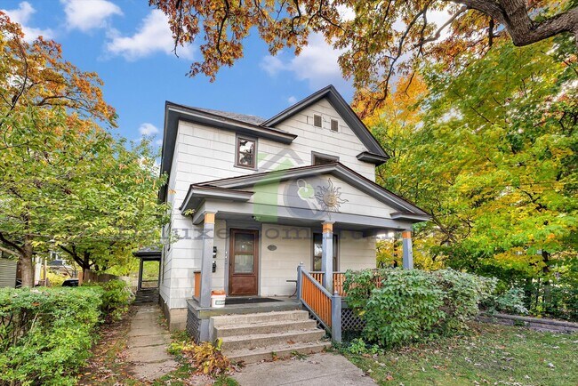 Photo - 312 Eastern Ave SE Unit 2