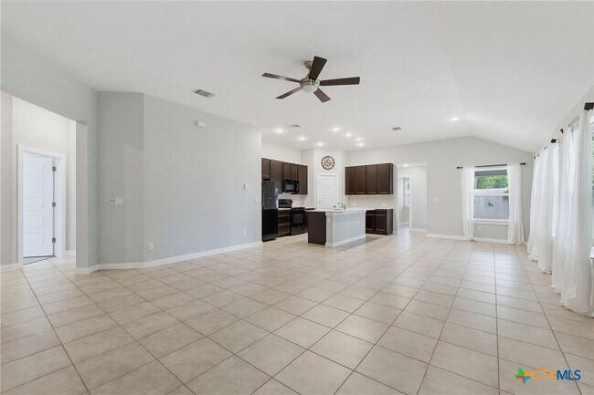 201 Benedict Ave