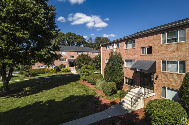 Building Photo - Woodlee Terrace Apartments