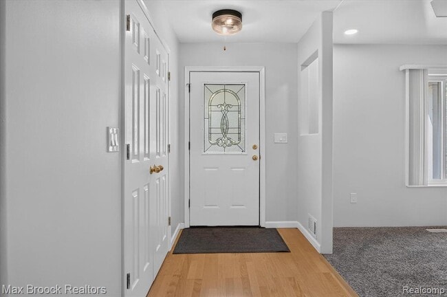 Photo - 2120 Daintree Ave