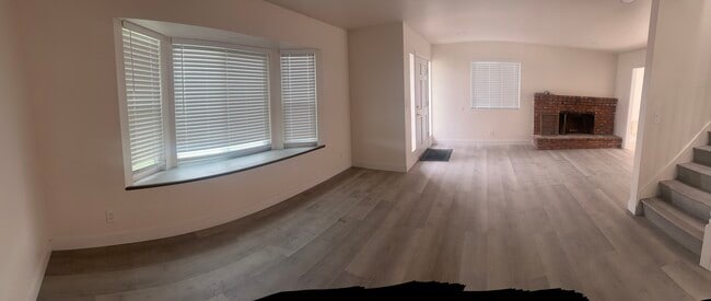 Building Photo - 4626 W 166th St