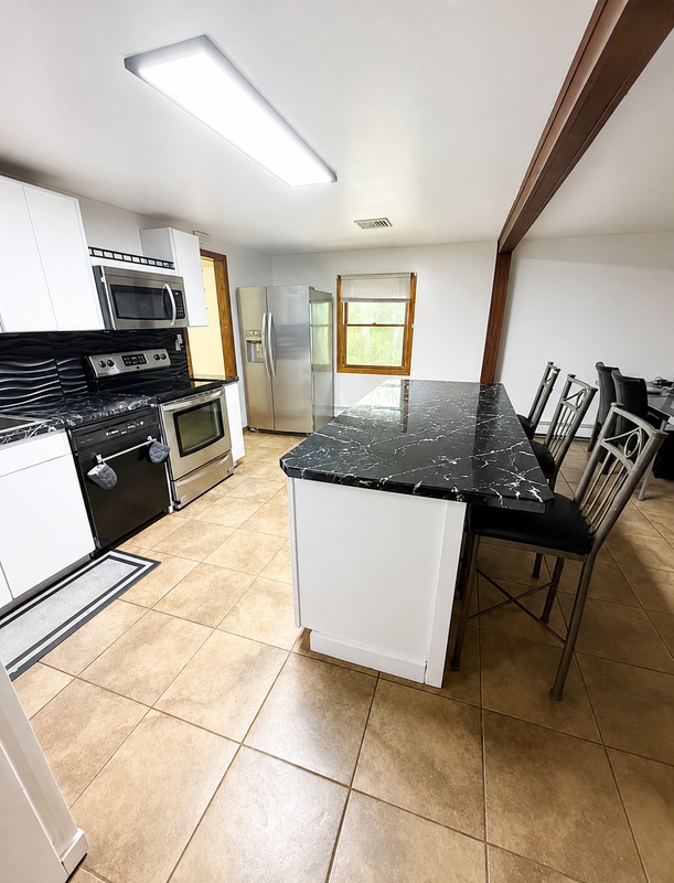 257 Hoffman Rd