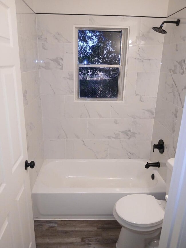 758 Terminal Ct