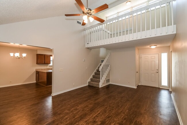 Photo - 8315 Crosswind Rd