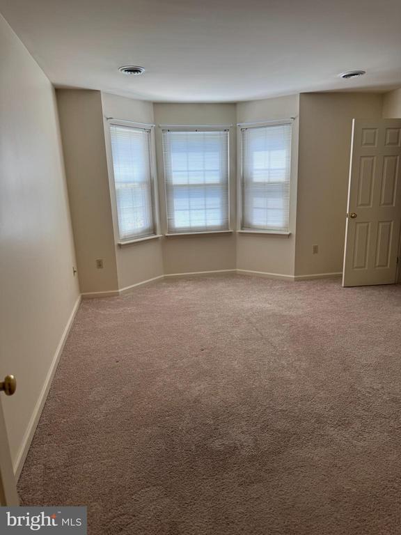 Photo - 108 Primrose Ln