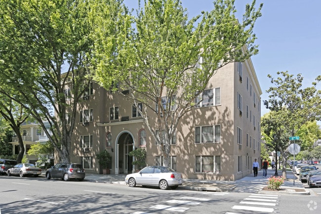 Photo - Auslander Apartments