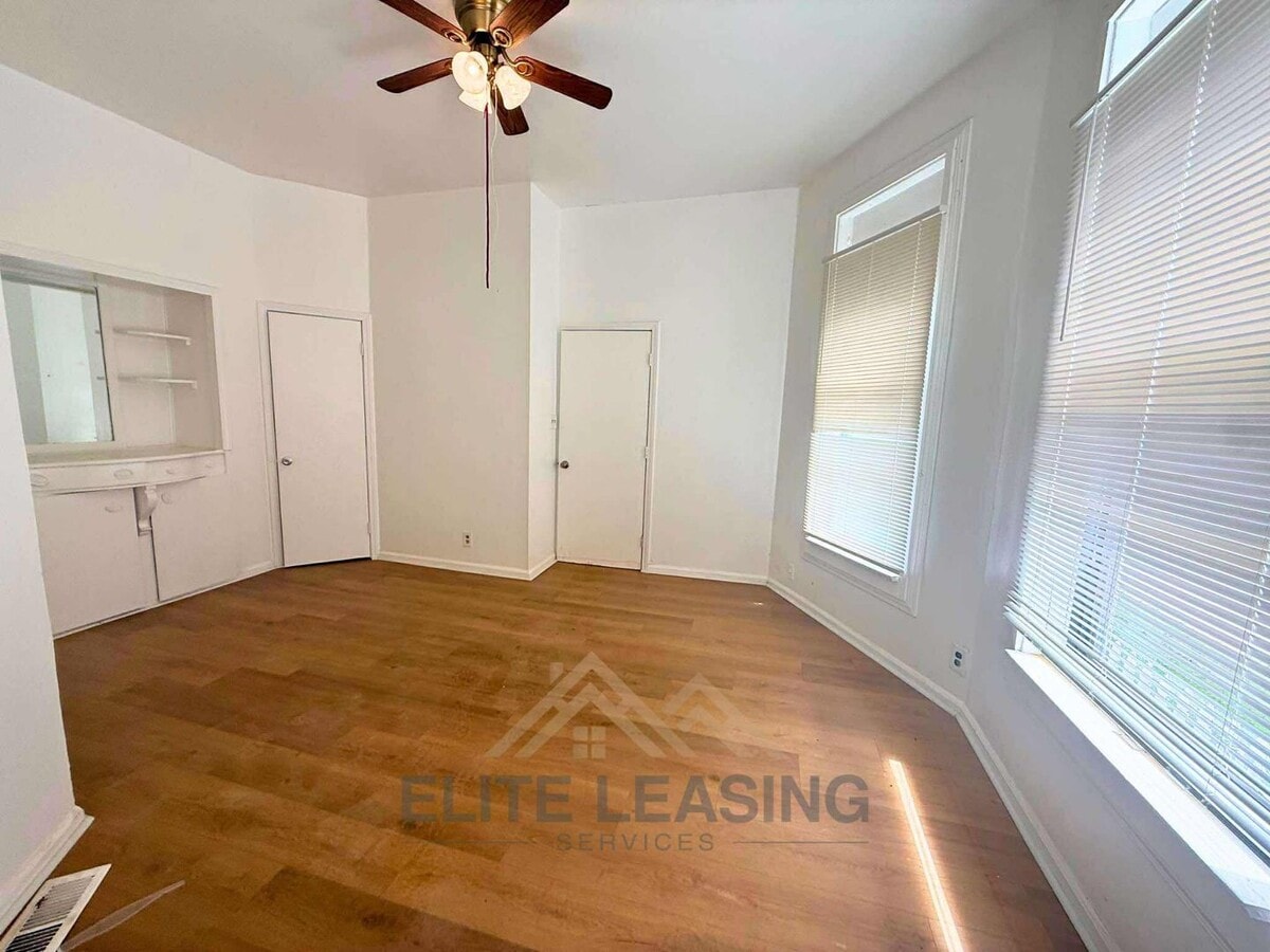 Photo - 1441 SW Van Buren St Unit A