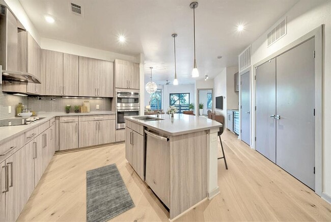 Photo - 3600 S Lamar Blvd Unit 208