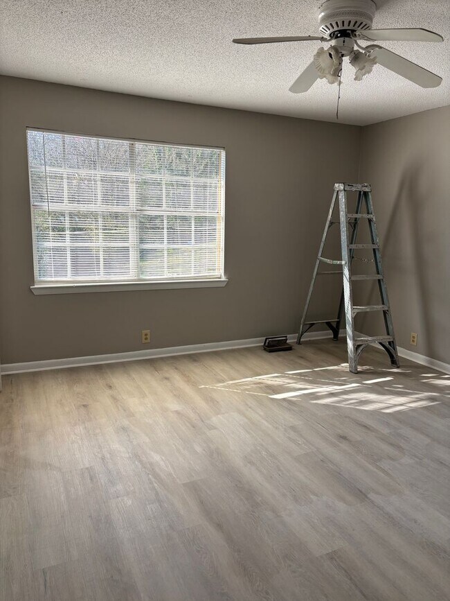 Photo - 3653 Shirl Jo Ln Unit C