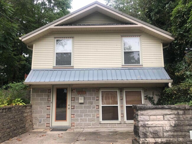 Photo - 1200 N Washington St