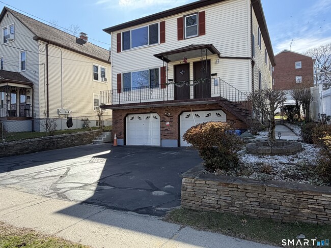 Building Photo - 63-65 Newbury St