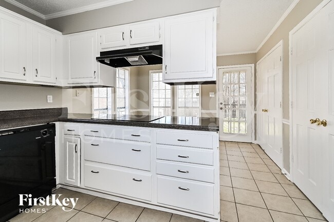 Photo - 4484 Westbury Dr