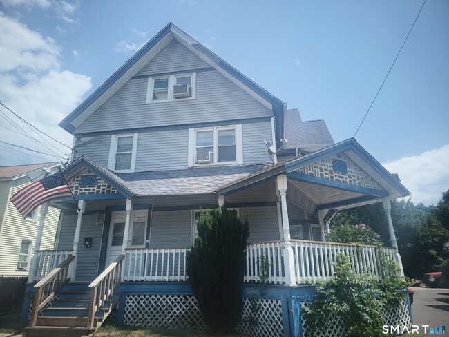 Building Photo - 36 Wilton Ave Unit 1st fl