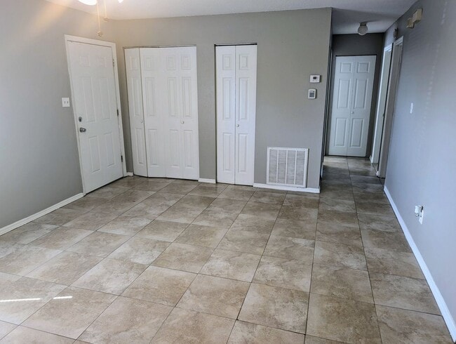 Photo - 1483 Elderton Dr