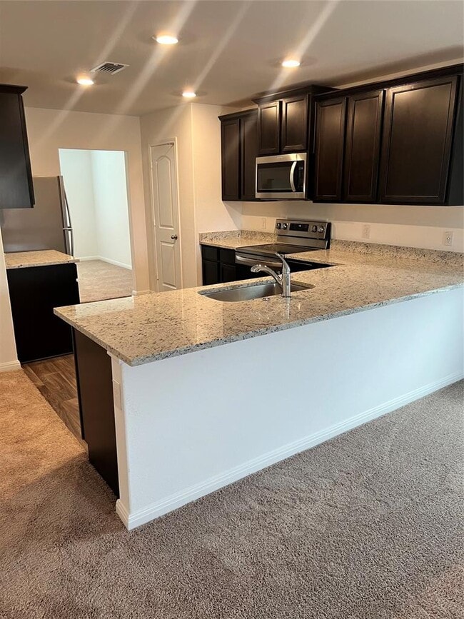 Photo - 125 Maywood Ln