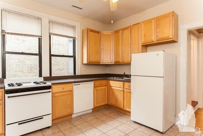 Building Photo - 3525 N Wilton Ave Unit 1F Rental