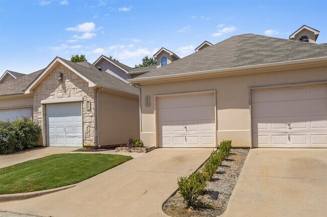 Photo - 8015 Ederville Cir