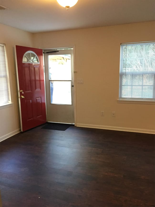 Photo - 525 E 58th St