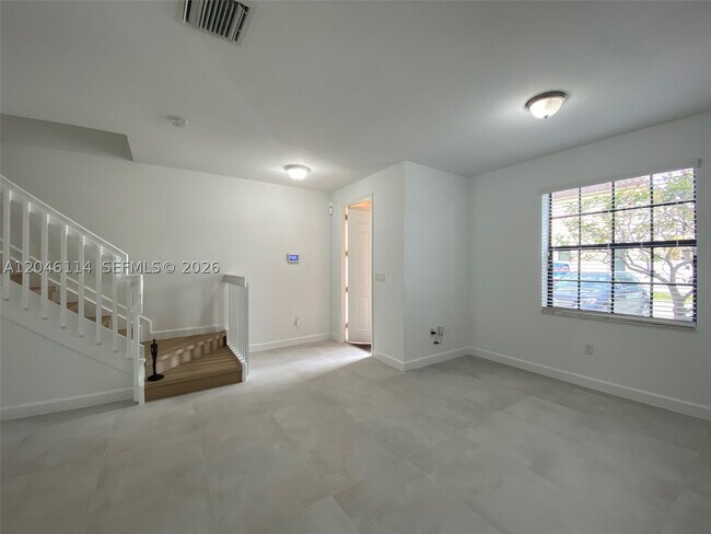 3538 W 88th St