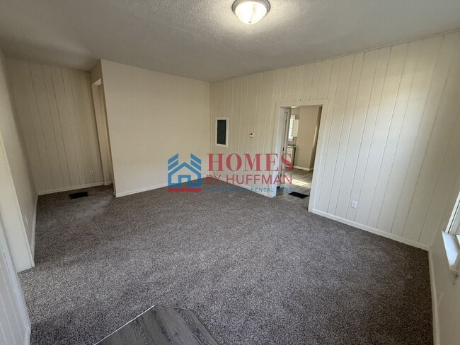 Photo - Three Bedroom | Updated | EHA Accepted | M...