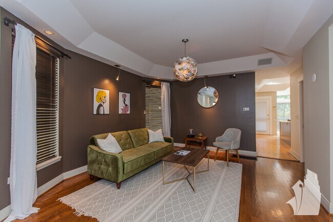 Photo - 1625 W Hollywood Ave Unidad #  01