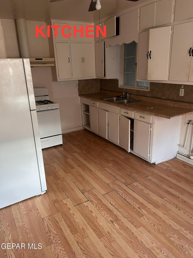 Photo - 7790 Franklin Dr