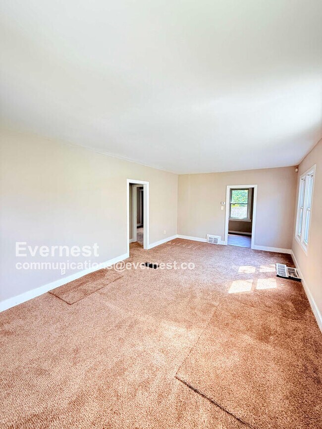 Photo - 14600 Lauder St
