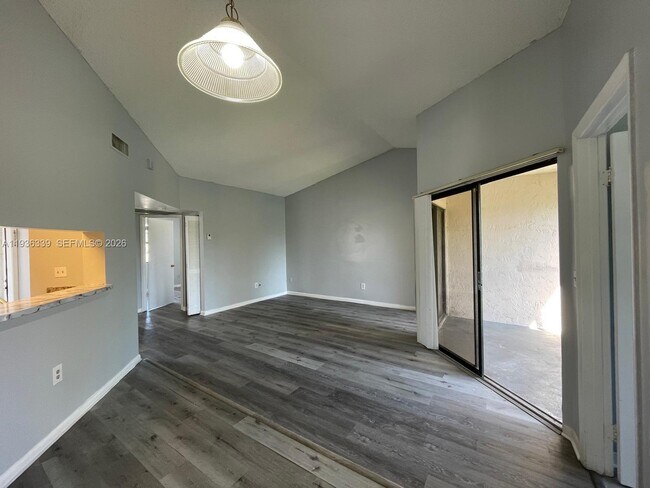 Photo - 1149 Independence Trail Unit 1149H