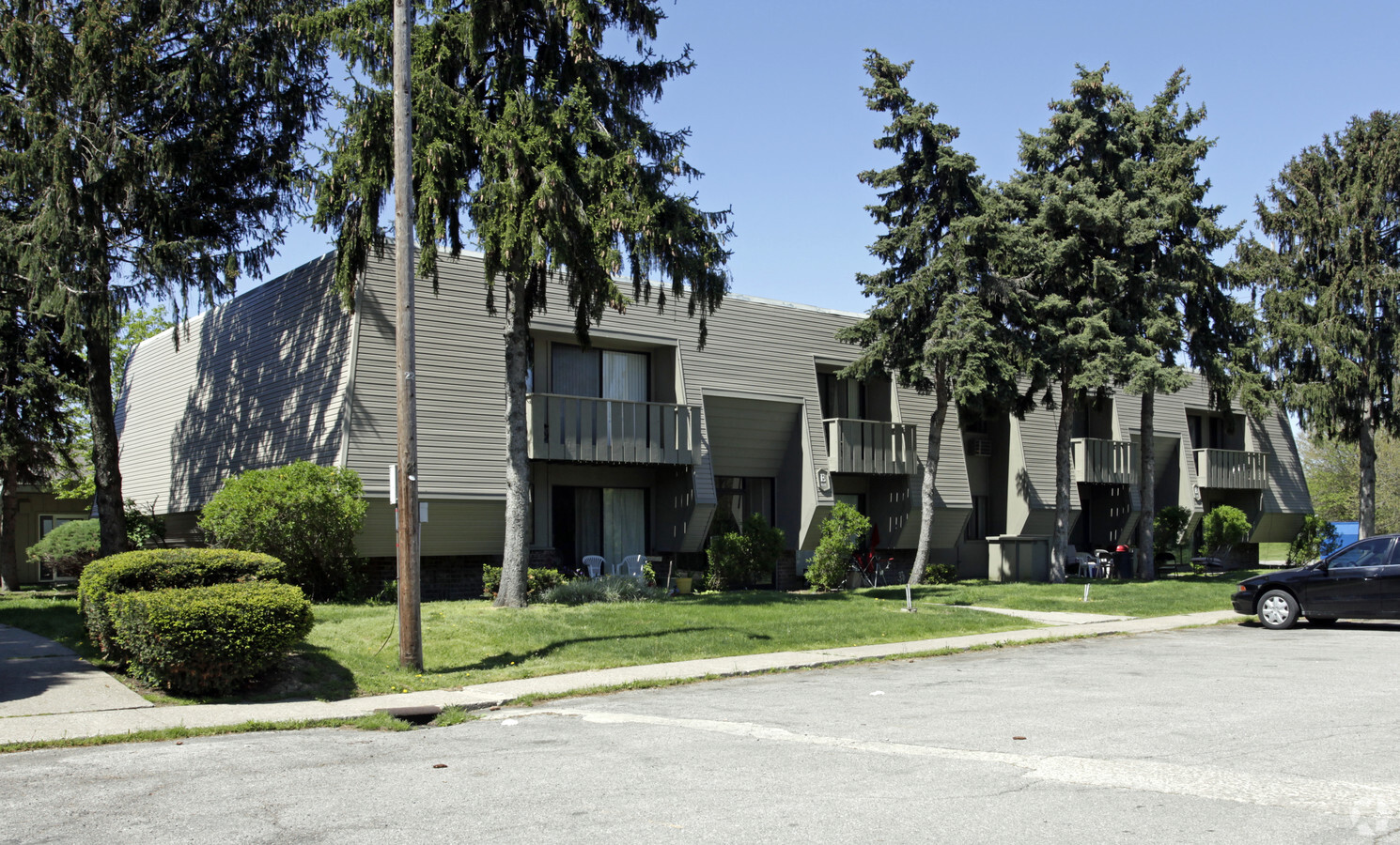 Photo - Hidden Cedars Apartments