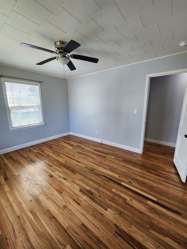 Photo - 3/1 Charmer in West Lampasas House