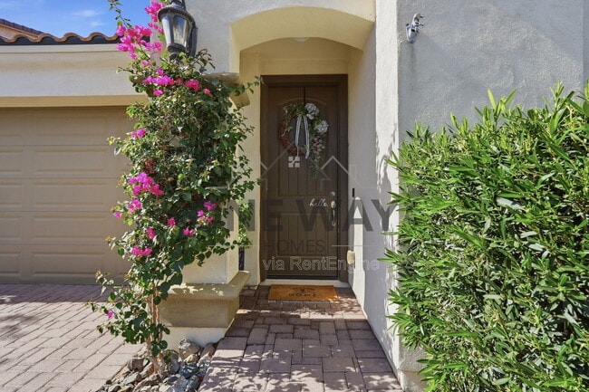 Photo - 9854 Thatcher Ave