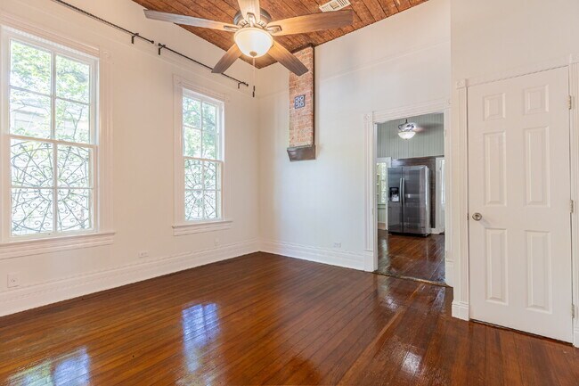 Photo - 1419 Wyoming St