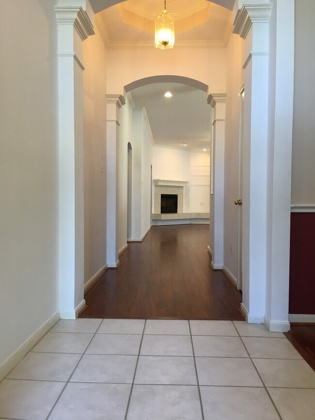 Photo - Beautiful 3/2 in Scofield Farms