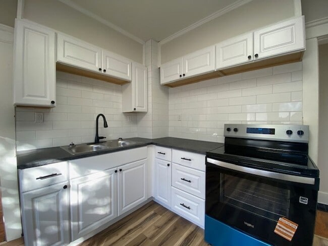 Photo - Welcome to this charming 4-bedroom, 1-bathroom home located in the heart of Springfield, OH+