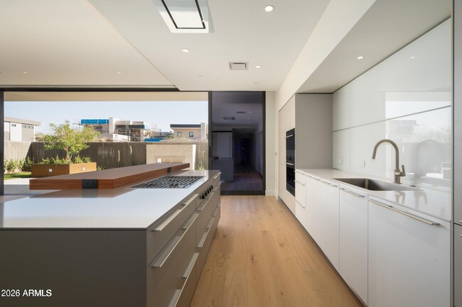 Photo - 4849 N Camelback Rdg Dr Unit A108