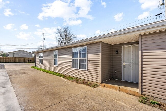 Photo - Lexington Drive -209 Unit 209-2