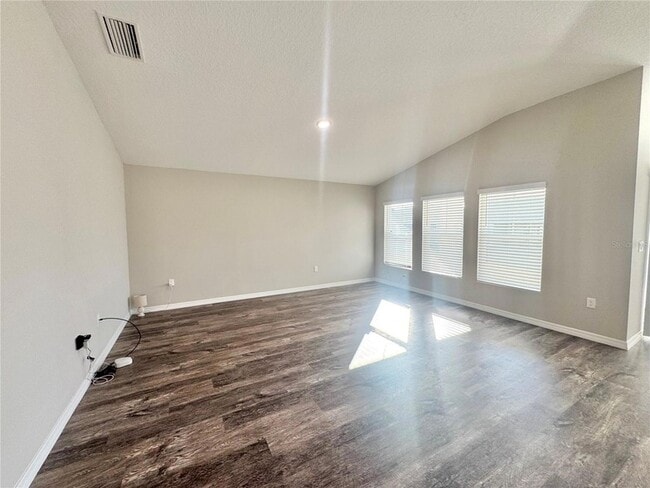 Photo - 1580 Axel Cir