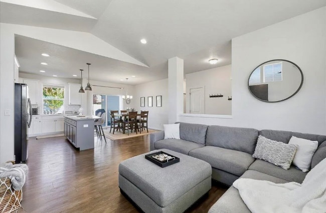 Photo - 3041 W Pascal Dr