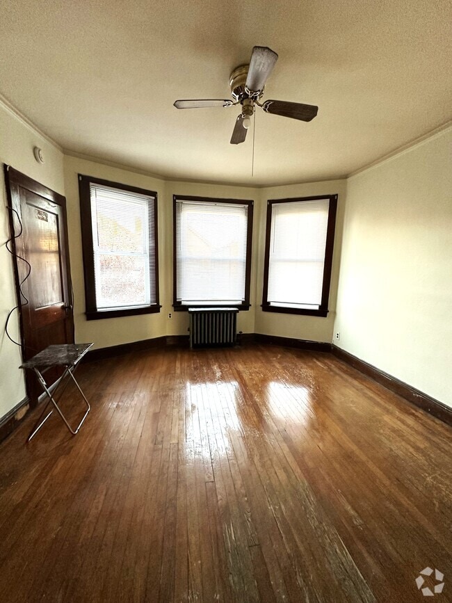 Building Photo - 306 John St Unit #2 Rental