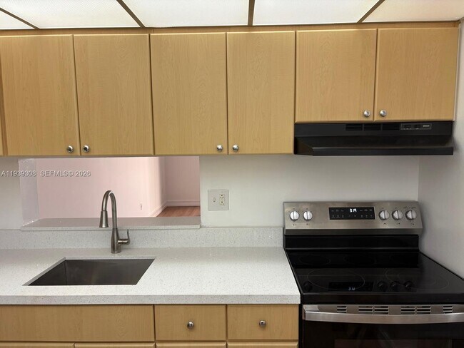 Photo - 8700 SW 133rd Avenue Rd Unit 409