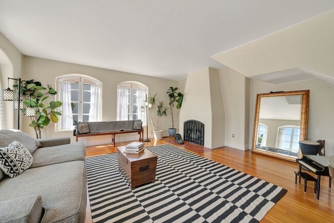 Photo - Luxury Bayside Living in Loma Portal with 5 bedrooms & 3 baths!