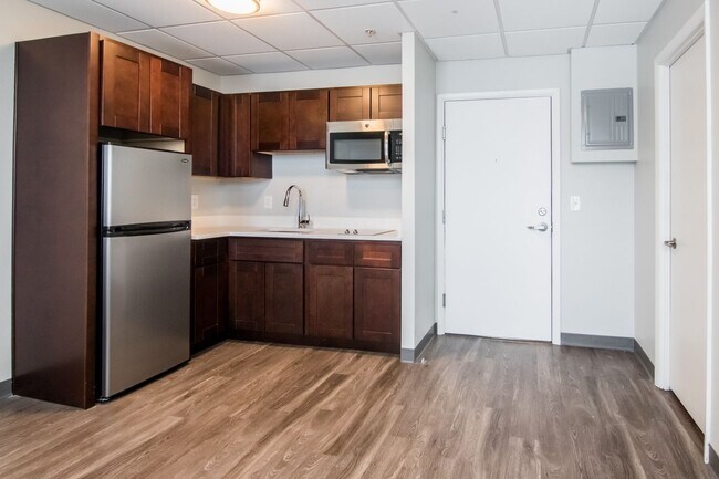 Photo - Park Plaza on the Grid