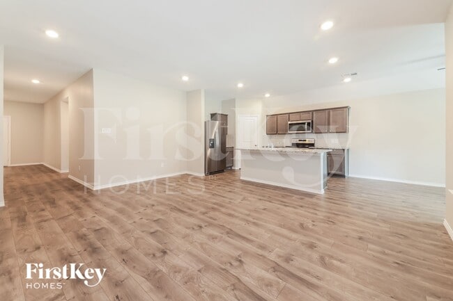 3370 Everly Dr