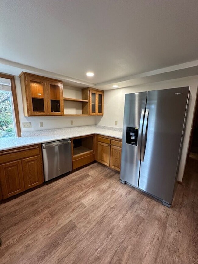 Photo - 23601 Labare Rd