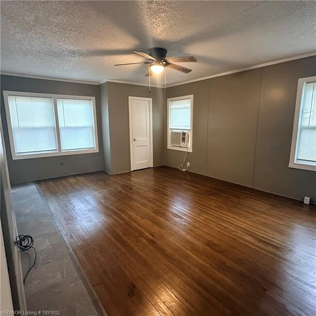 528 N May Ave Unit 2