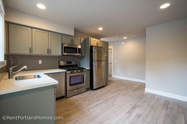 Photo - ADS457 Unit #B