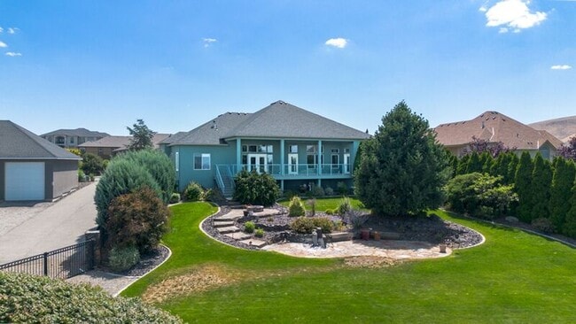 Photo - 464 Sundance Dr