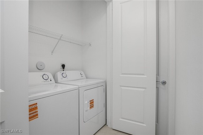 Building Photo - 5763 Agostino Way